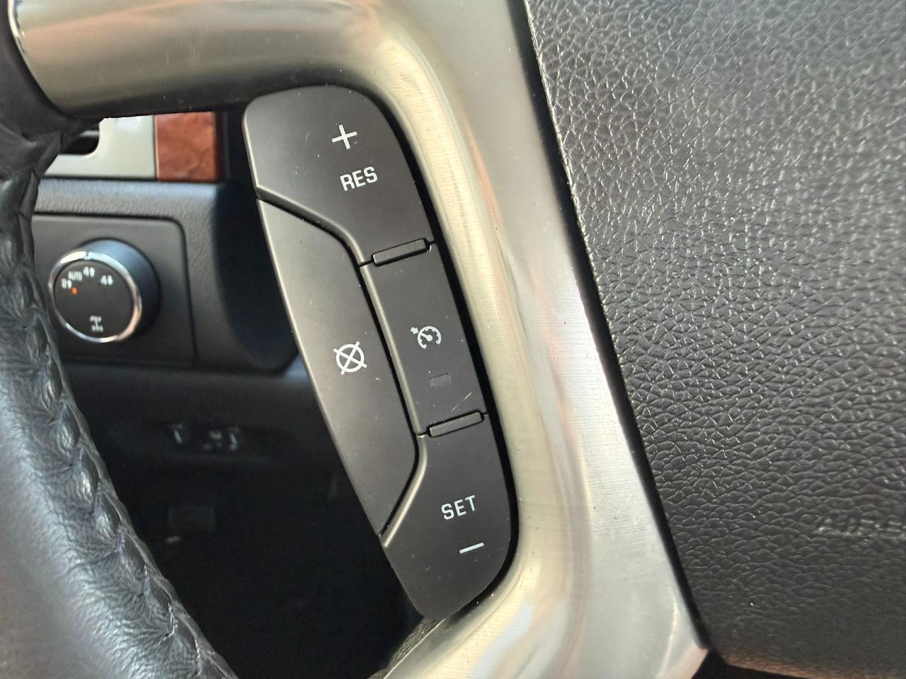 2011 Chevrolet Avalanche 4WD Crew Cab LTZ Jacksonville FL