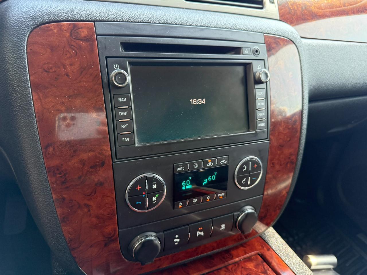 2011 Chevrolet Avalanche 4WD Crew Cab LTZ Jacksonville FL