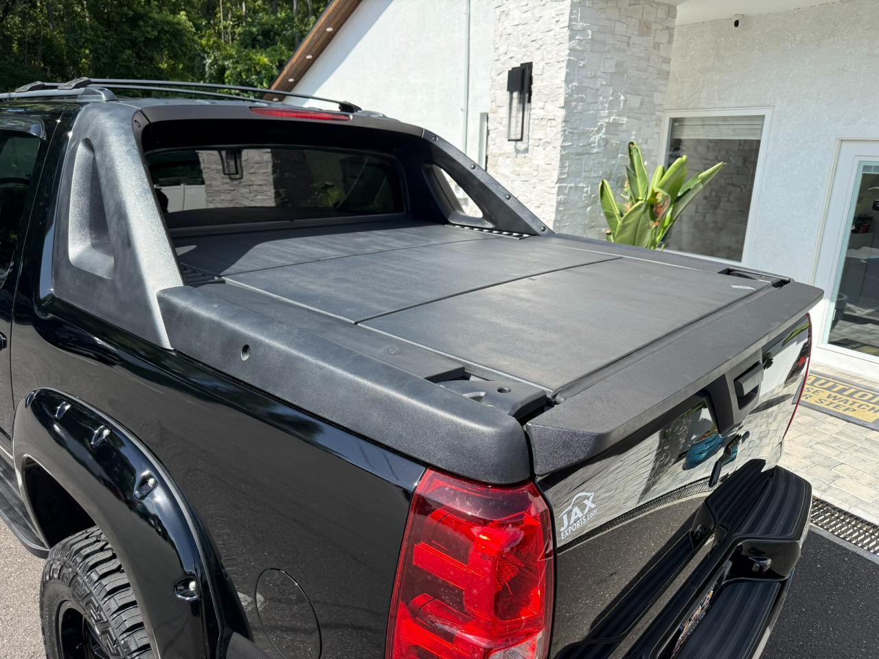 2011 Chevrolet Avalanche 4WD Crew Cab LTZ Jacksonville FL