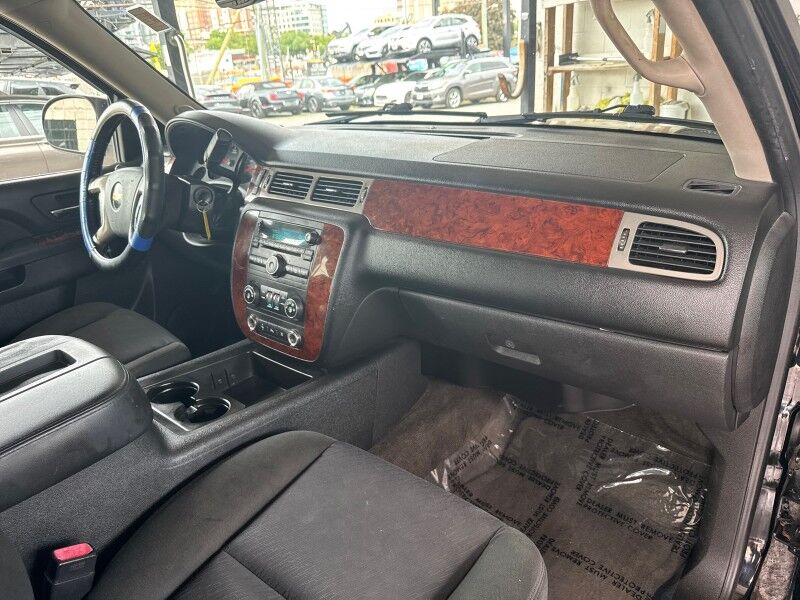 2011 Chevrolet Avalanche LS AWD/4WD w/ Convenience Package Arlington VA