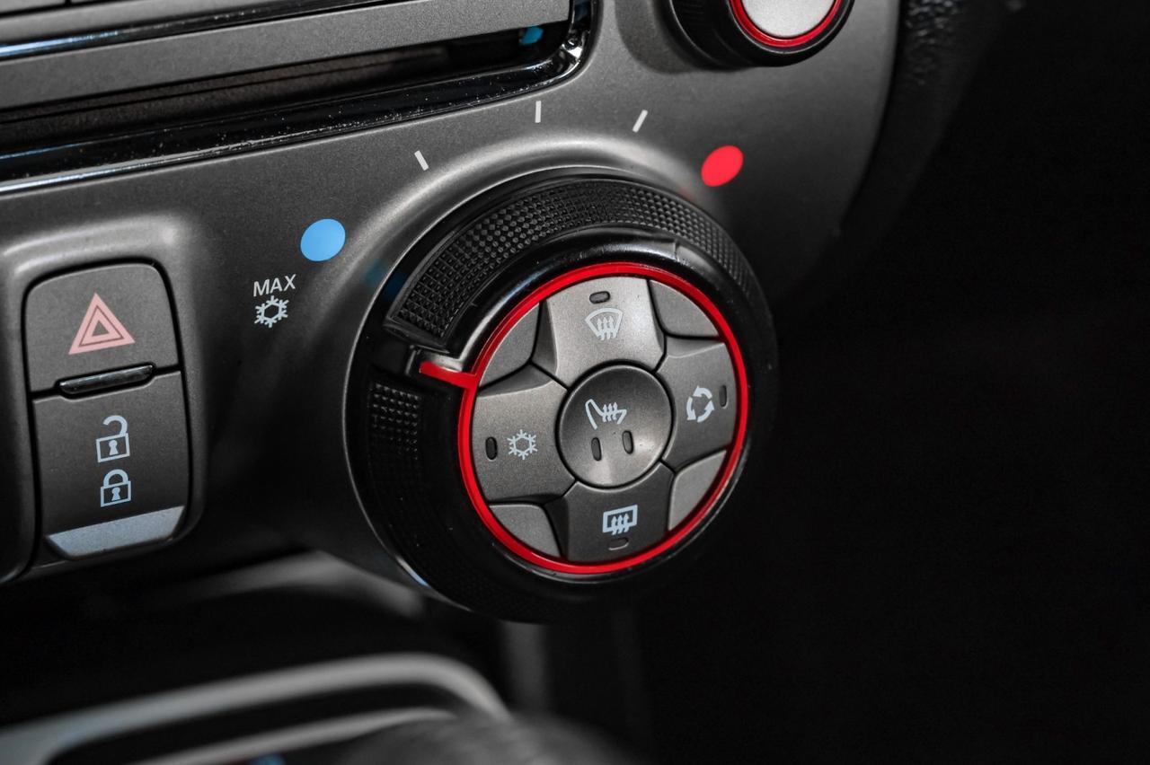 2011 Chevrolet Camaro 2LT AUTOMATIC RS PKG HEADUP DISPLAY SUNROOF LEATHER HEATED SEATS Carrollton TX