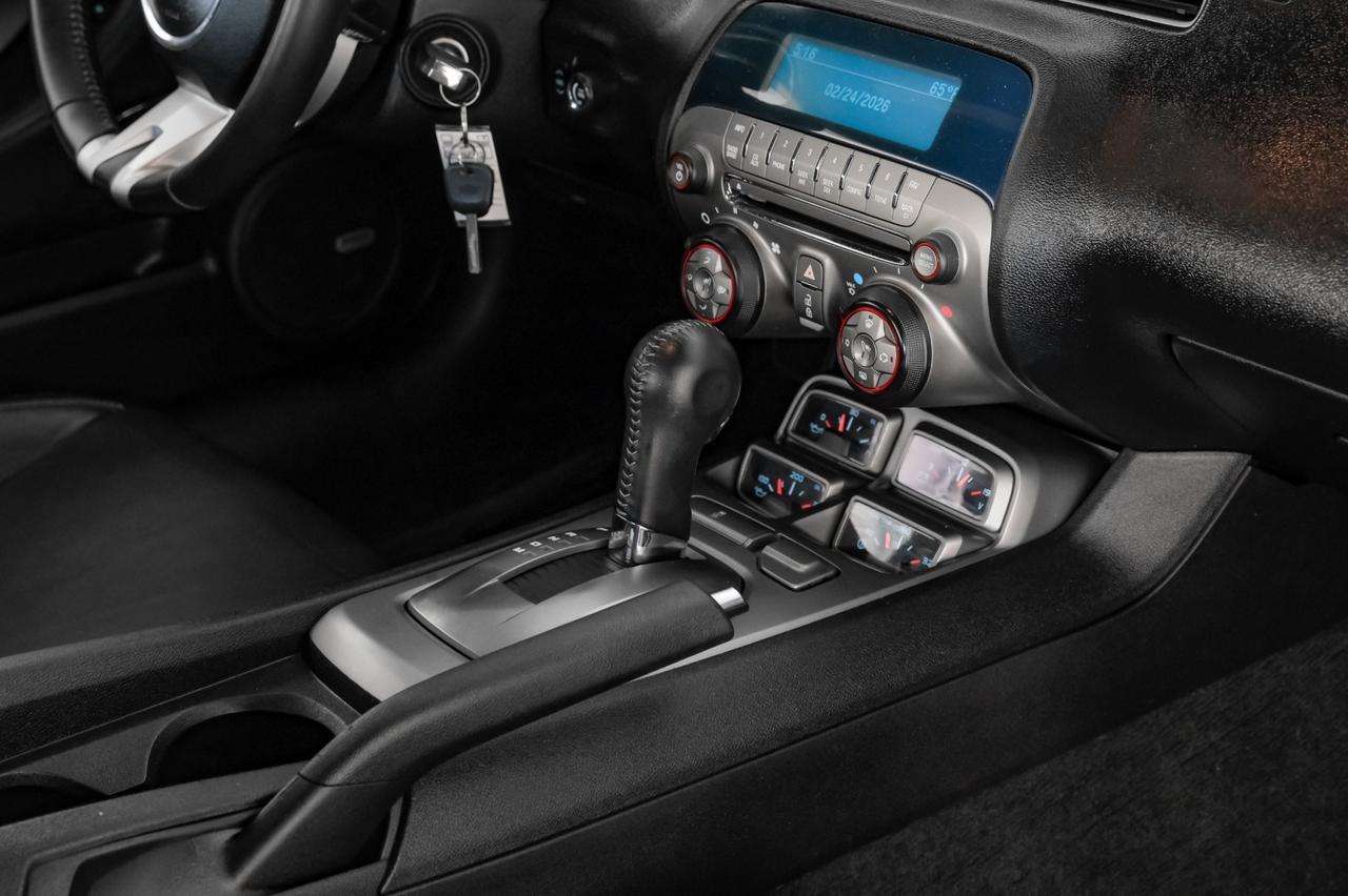 2011 Chevrolet Camaro 2LT AUTOMATIC RS PKG HEADUP DISPLAY SUNROOF LEATHER HEATED SEATS Carrollton TX