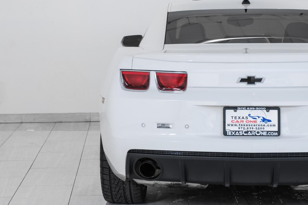 2011 Chevrolet Camaro 2SS AUTOMATIC HEADUP DISPLAY SUNROOF LEATHER HEATED SEATS BLUETOOTH BOSTON ACOUSTICS Carrollton TX