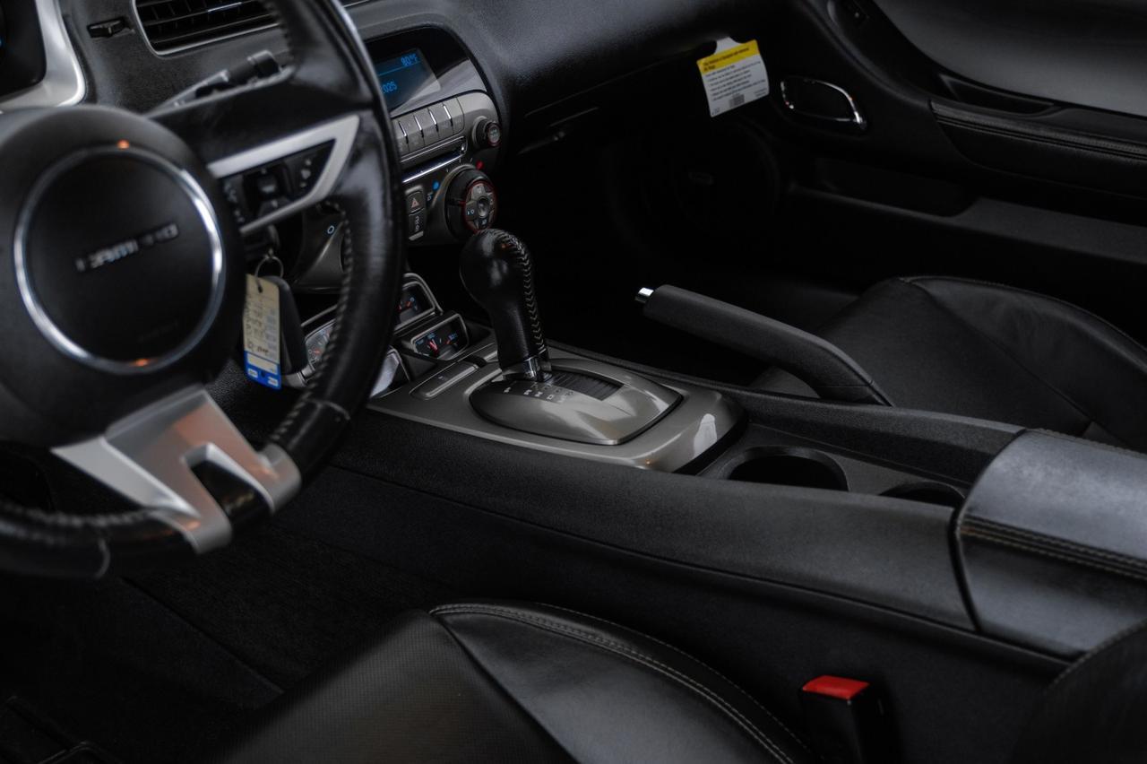 2011 Chevrolet Camaro 2SS AUTOMATIC HEADUP DISPLAY SUNROOF LEATHER HEATED SEATS BLUETOOTH BOSTON ACOUSTICS Carrollton TX