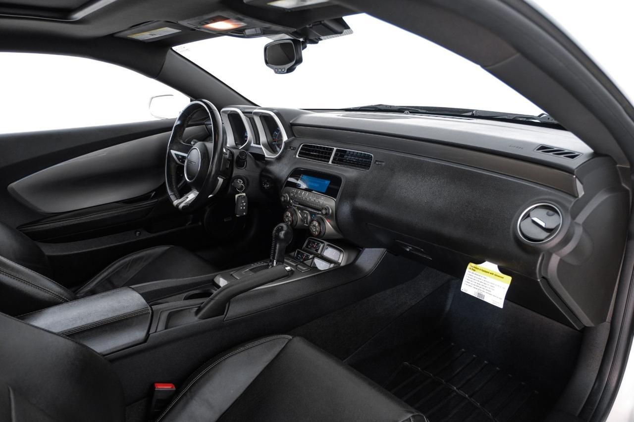 2011 Chevrolet Camaro 2SS AUTOMATIC HEADUP DISPLAY SUNROOF LEATHER HEATED SEATS BLUETOOTH BOSTON ACOUSTICS Carrollton TX