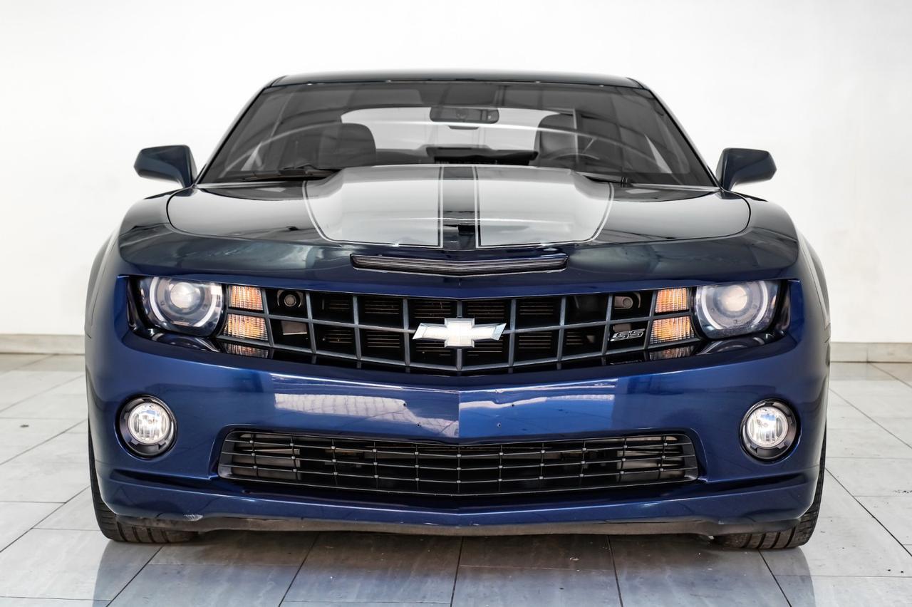 2011 Chevrolet Camaro 2SS RS PKG HEADUP DISPLAY LEATHER HEATED SEATS REAR PARKING SENS