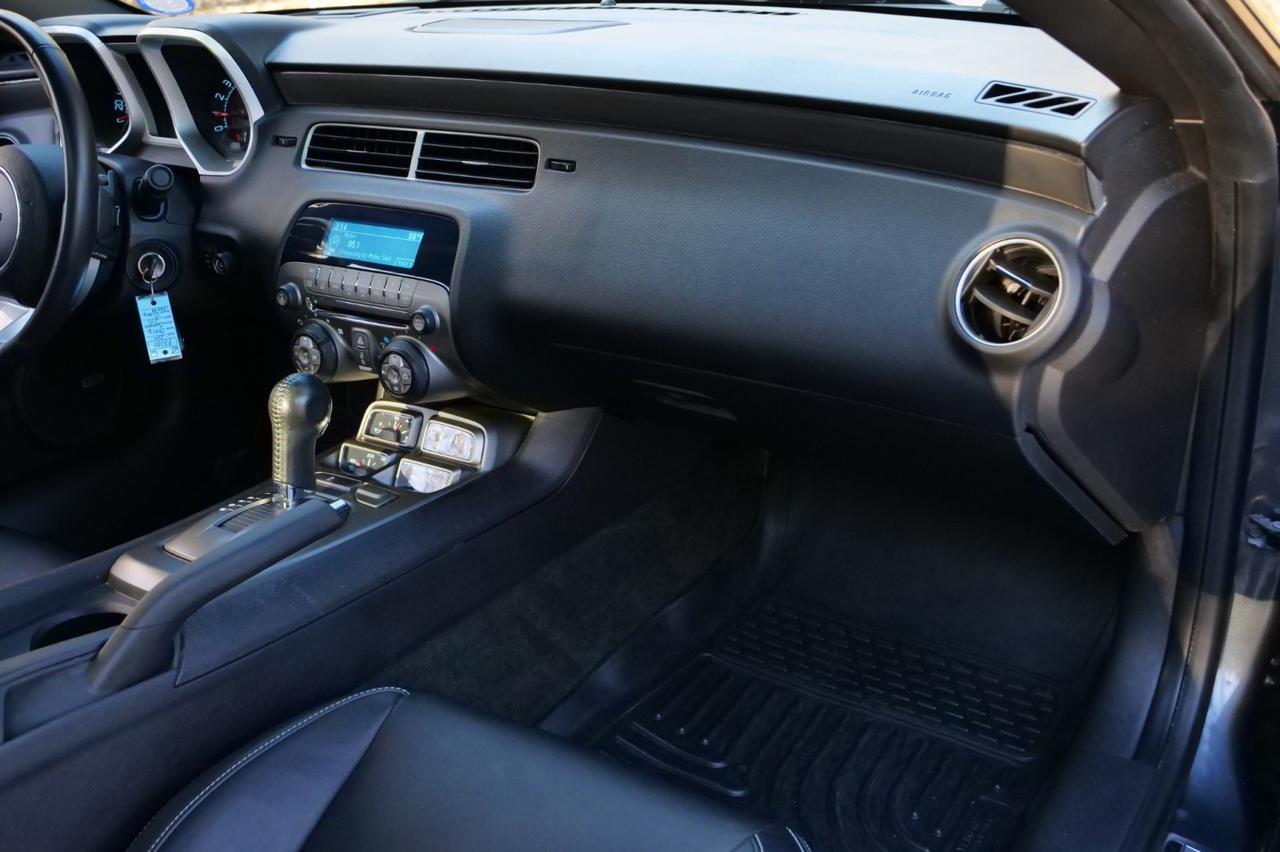 2011 Chevrolet Camaro 2SS / RS Package / 6.2L V8 / Heated Seats / Sunroof! Lincolnton NC