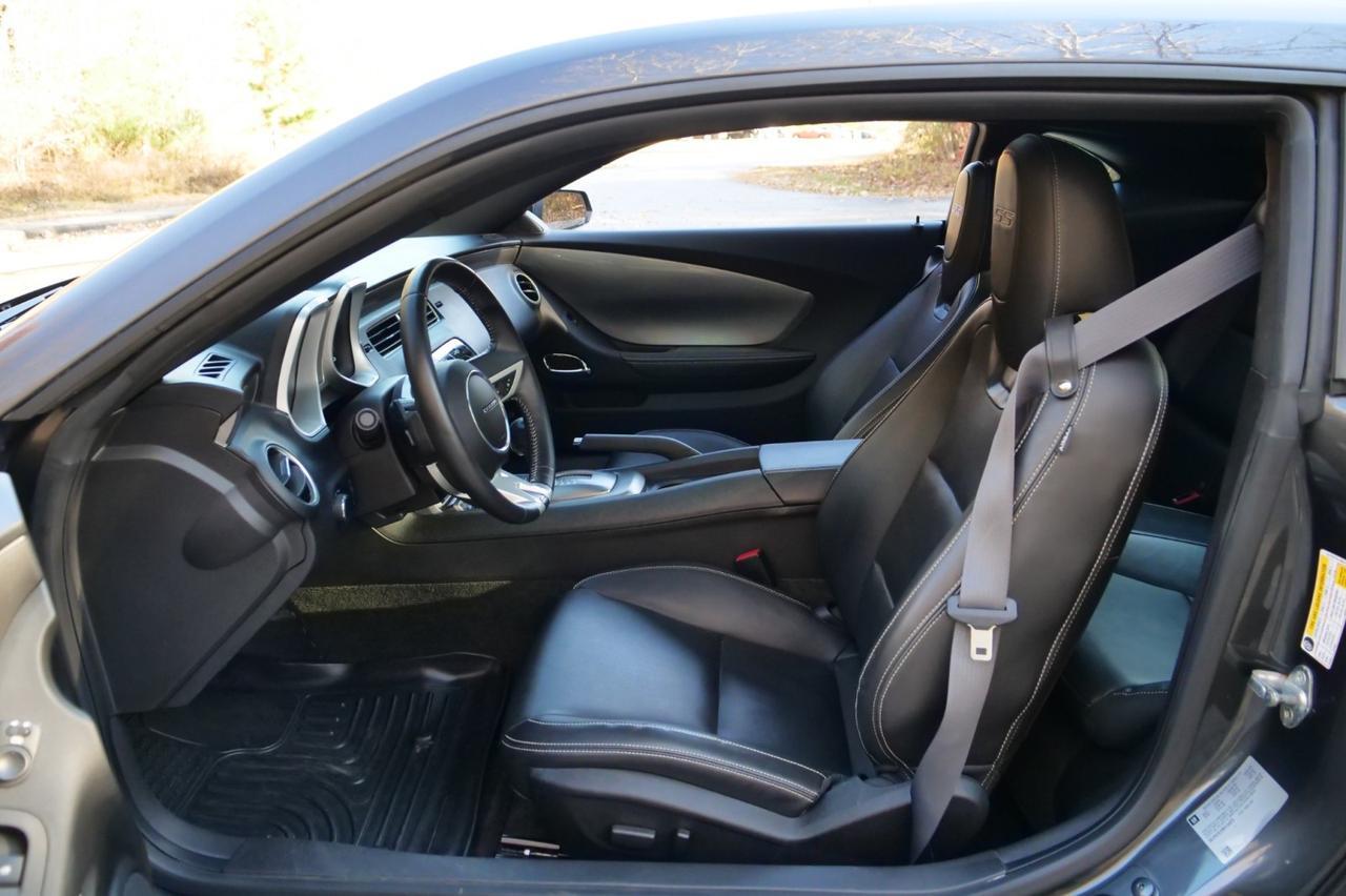 2011 Chevrolet Camaro 2SS / RS Package / 6.2L V8 / Heated Seats / Sunroof! Lincolnton NC