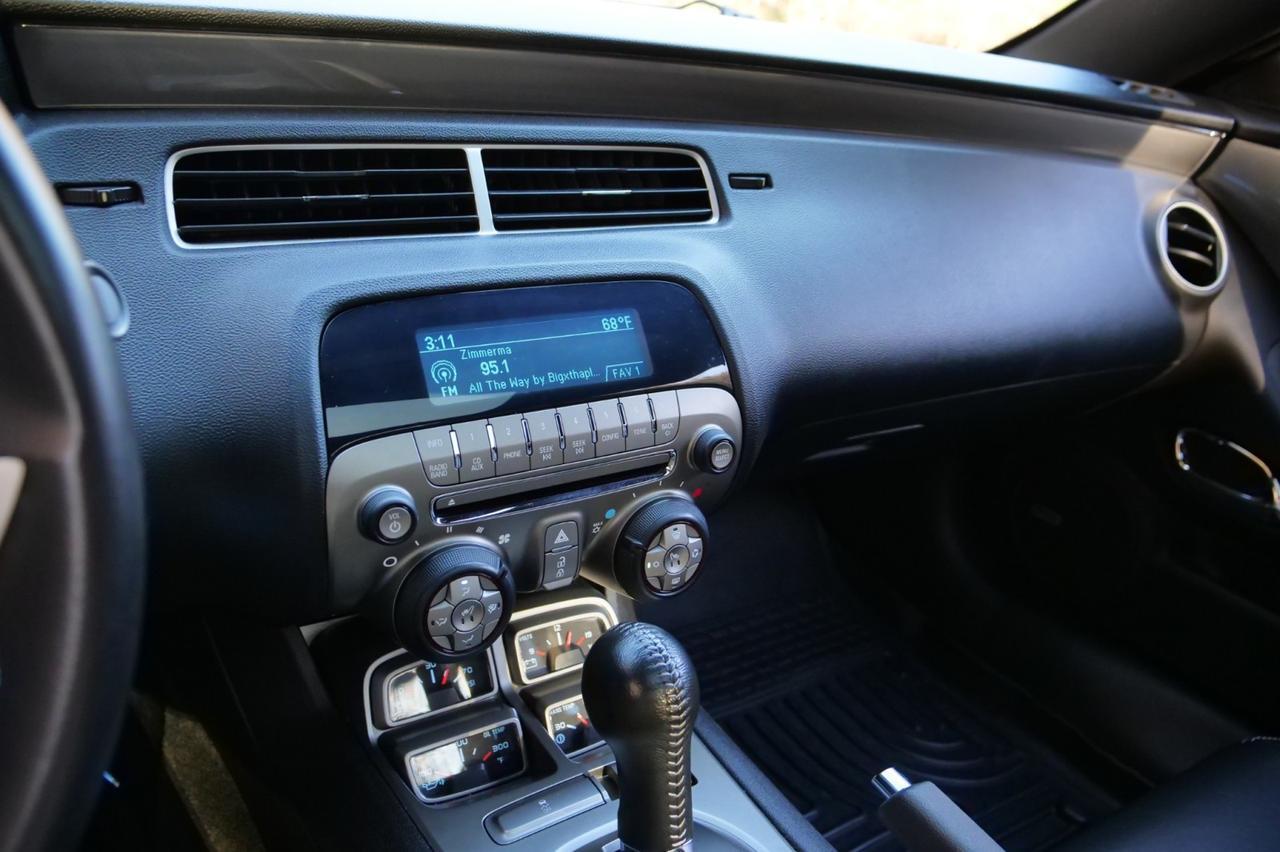 2011 Chevrolet Camaro 2SS / RS Package / 6.2L V8 / Heated Seats / Sunroof! Lincolnton NC