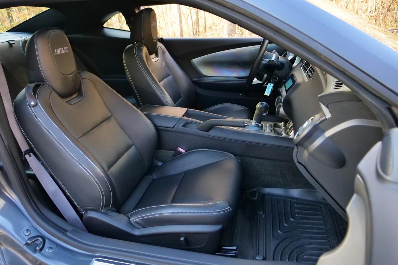 2011 Chevrolet Camaro 2SS / RS Package / 6.2L V8 / Heated Seats / Sunroof! Lincolnton NC