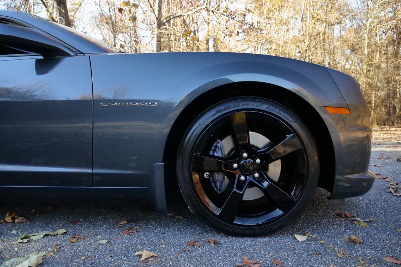 2011 Chevrolet Camaro 2SS / RS Package / 6.2L V8 / Heated Seats / Sunroof! Lincolnton NC