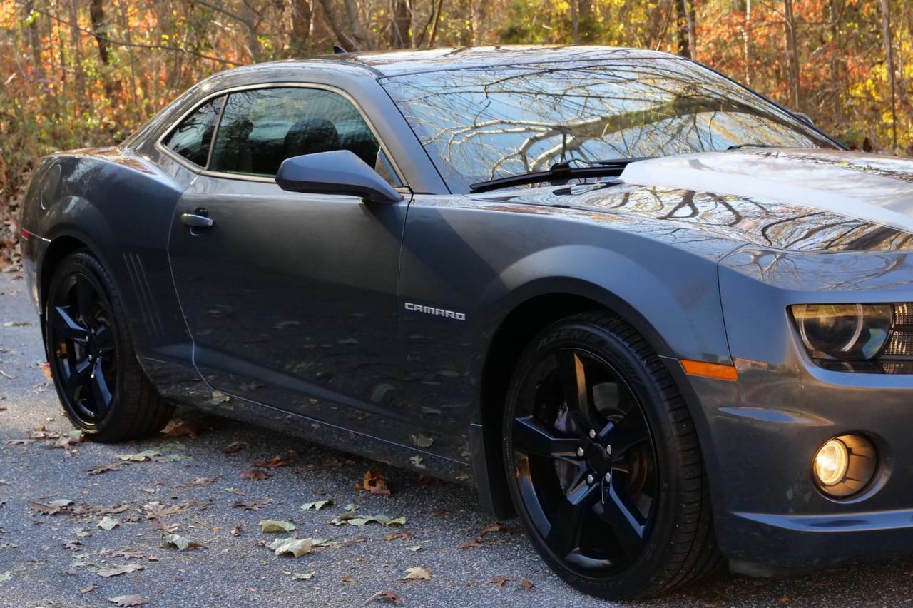 2011 Chevrolet Camaro 2SS / RS Package / 6.2L V8 / Heated Seats / Sunroof! Lincolnton NC