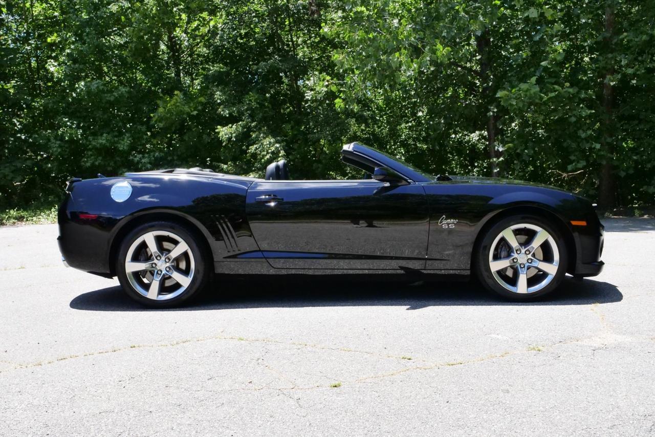 2011 Chevrolet Camaro Convertible 2SS / RS Package / LOW MILES! High Point NC