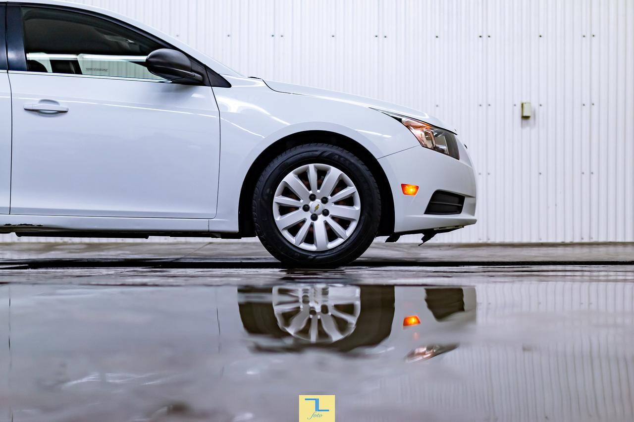 2011 Chevrolet Cruze LS Red Deer AB