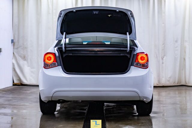 2011 Chevrolet Cruze LS Red Deer AB