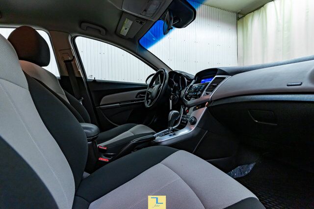 2011 Chevrolet Cruze LS Red Deer AB