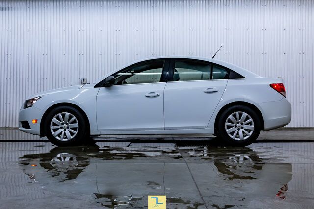2011 Chevrolet Cruze LS Red Deer AB