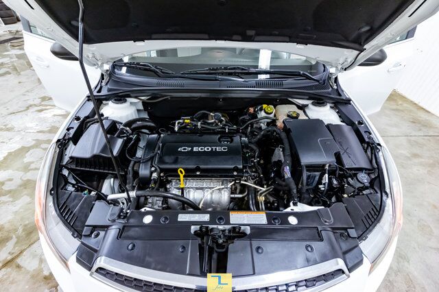 2011 Chevrolet Cruze LS Red Deer AB