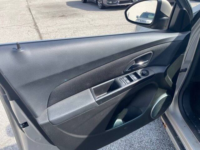 2011 Chevrolet Cruze LT w/1LT Cleveland OH