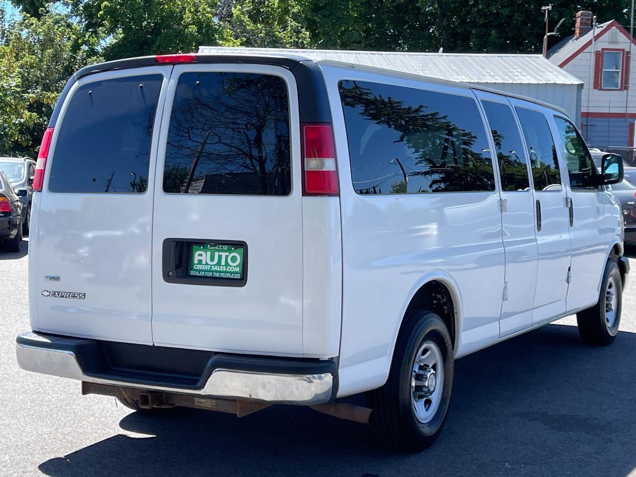 2011 Chevrolet Express 3500 LT Spokane Valley, WA