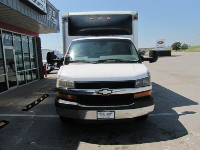 2011 Chevrolet Express 4500 Box Van 2WT Collinsville OK