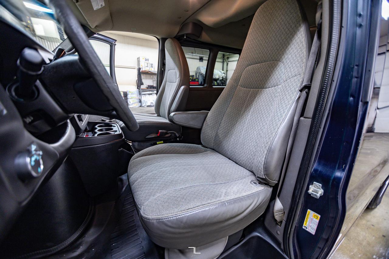 2011 Chevrolet Express G1500 4x4 LS 8 Passenger Red Deer AB