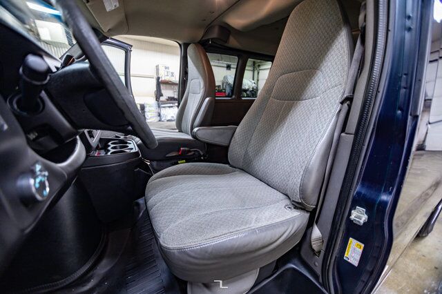 2011 Chevrolet Express G1500 4x4 LS 8 Passenger Red Deer AB