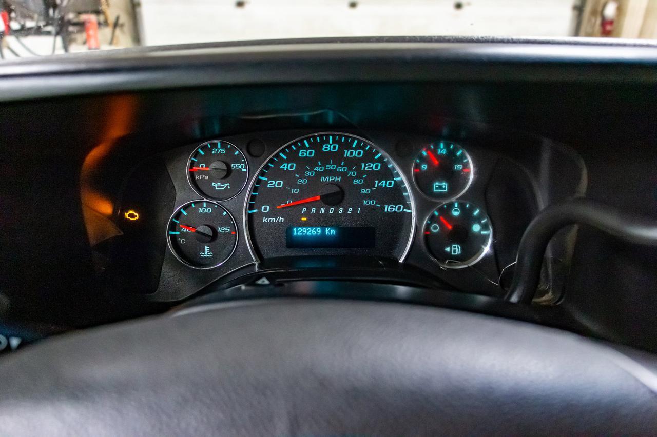 2011 Chevrolet Express G1500 AWD LS 8 Passenger Red Deer AB