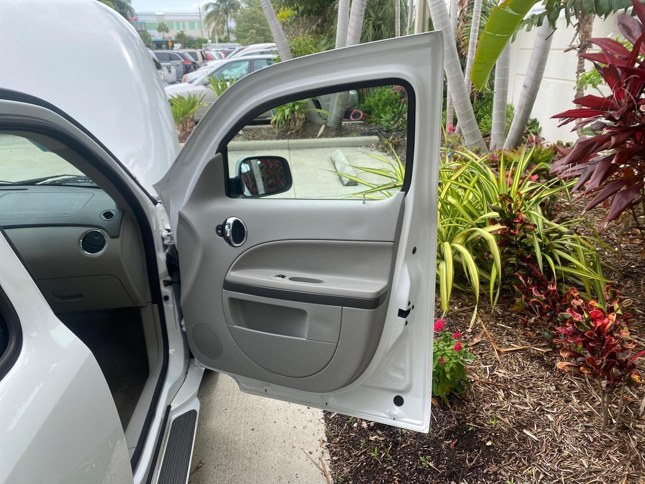2011 Chevrolet HHR LT LOW MILES 74,617 Pompano Beach FL