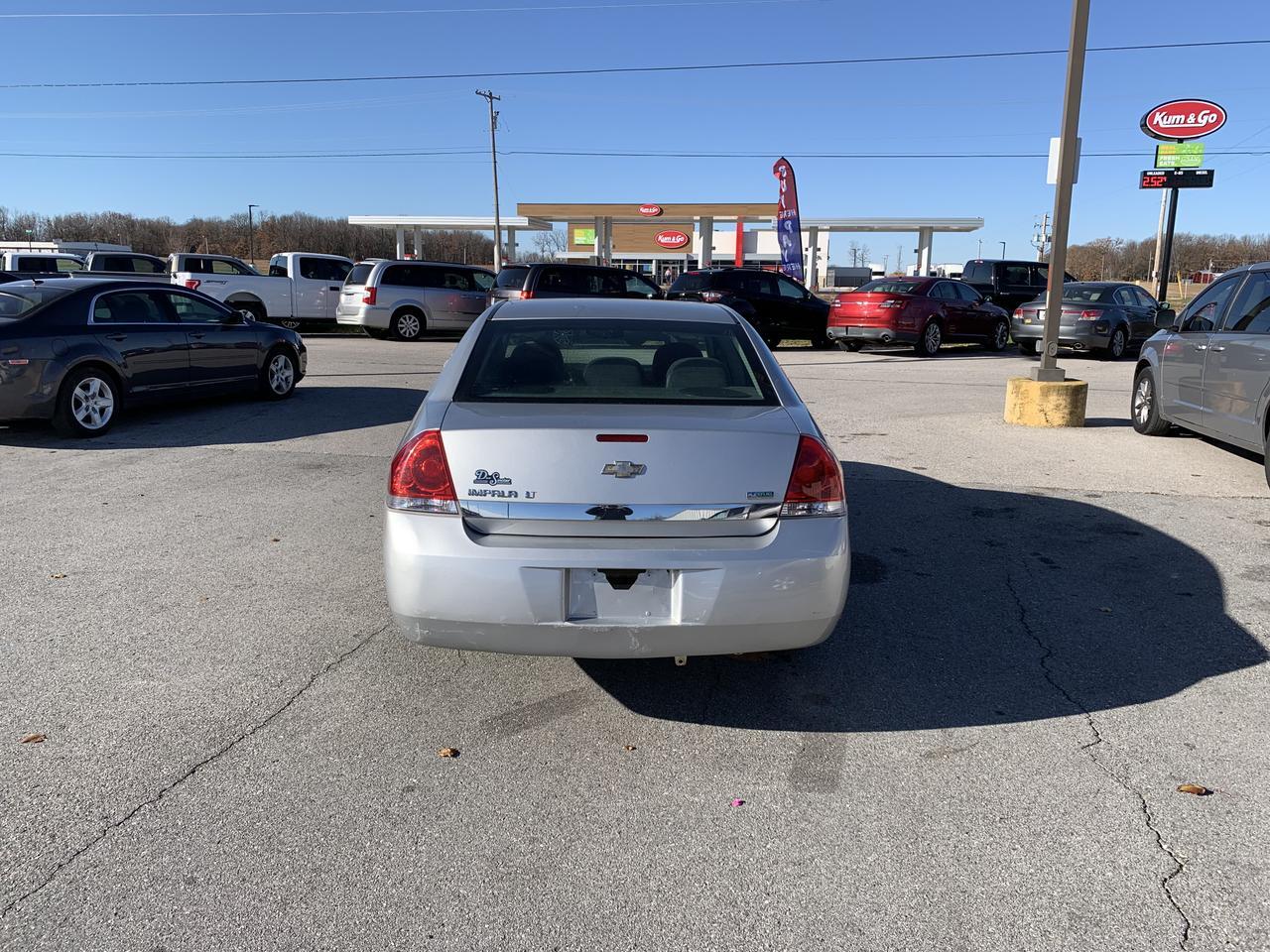 2011 Chevrolet Impala LT Sedan 4D Aurora MO