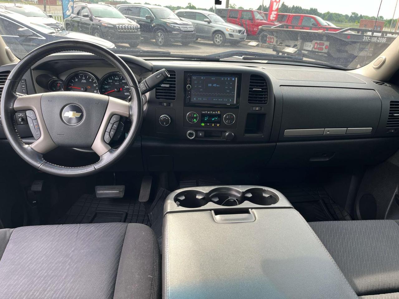 2011 Chevrolet Silverado 1500 4WD Crew Cab 143.5 LT Indianapolis IN