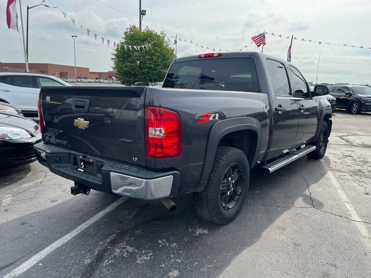 2011 Chevrolet Silverado 1500 4WD Crew Cab 143.5 LT Indianapolis IN
