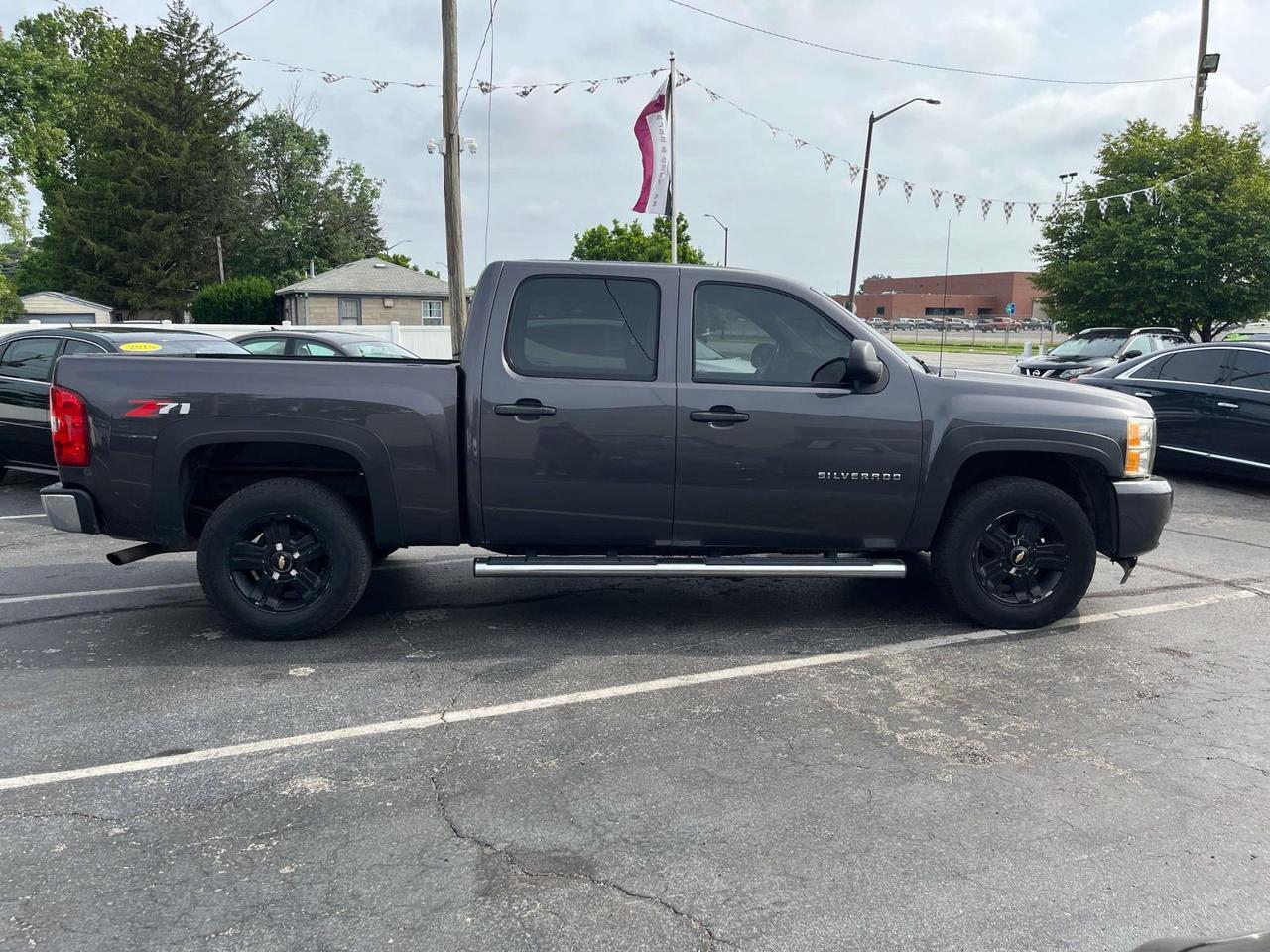 2011 Chevrolet Silverado 1500 4WD Crew Cab 143.5 LT Indianapolis IN