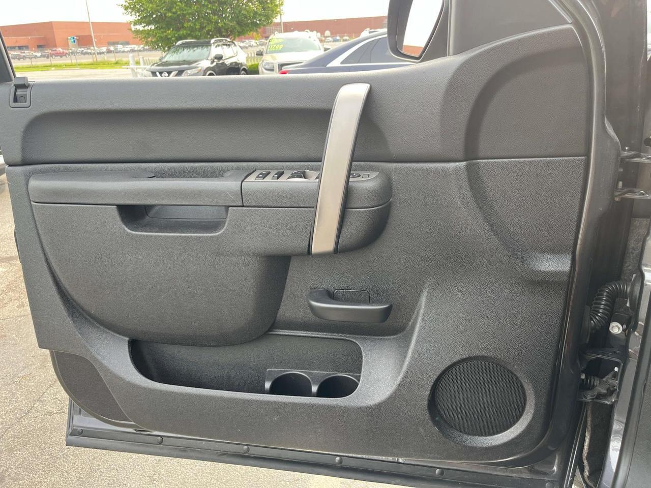 2011 Chevrolet Silverado 1500 4WD Crew Cab 143.5 LT Indianapolis IN