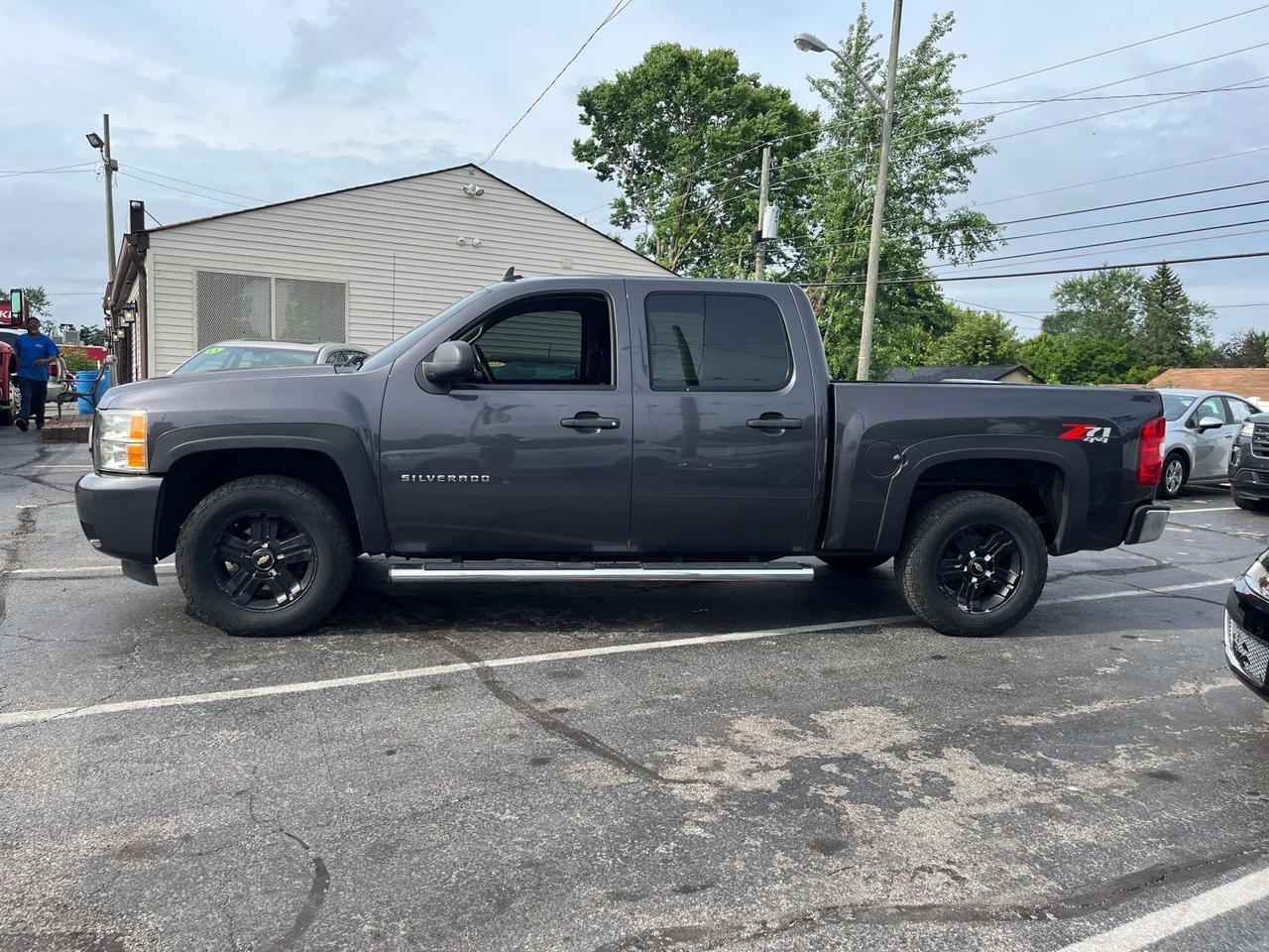 2011 Chevrolet Silverado 1500 4WD Crew Cab 143.5 LT Indianapolis IN