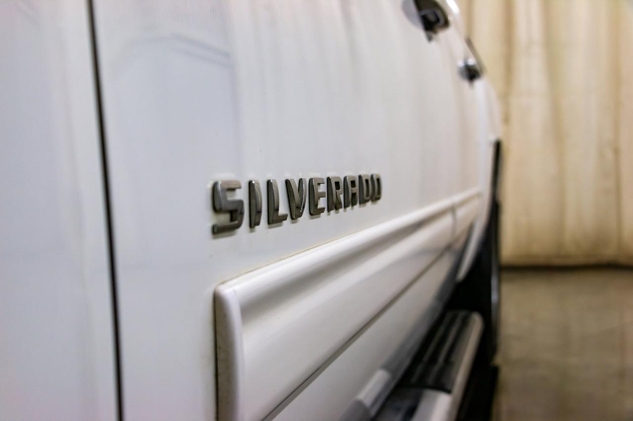 2011 Chevrolet Silverado 1500 4x4 Crew Cab LS Cheyenne Red Deer AB