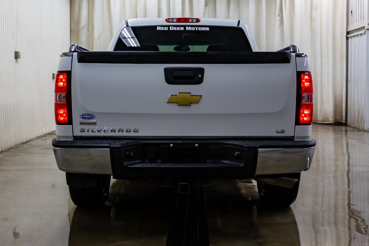 2011 Chevrolet Silverado 1500 4x4 Crew Cab LS Cheyenne Red Deer AB