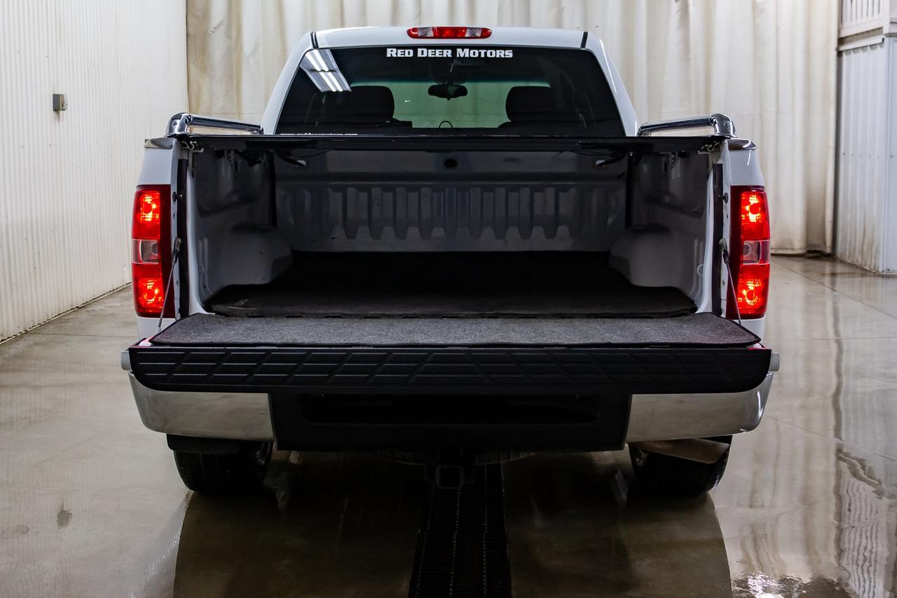 2011 Chevrolet Silverado 1500 4x4 Crew Cab LS Cheyenne Red Deer AB