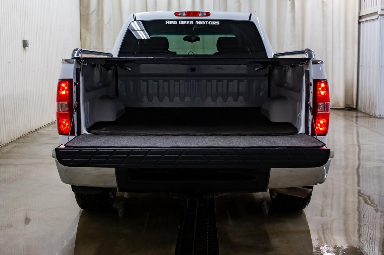 2011 Chevrolet Silverado 1500 4x4 Crew Cab LS Cheyenne Red Deer AB