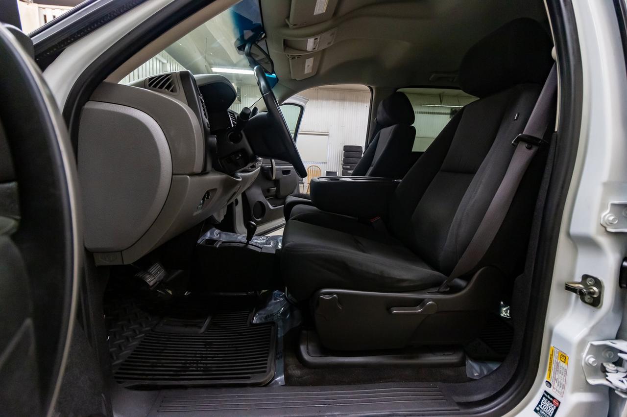 2011 Chevrolet Silverado 1500 4x4 Crew Cab LS Cheyenne Red Deer AB