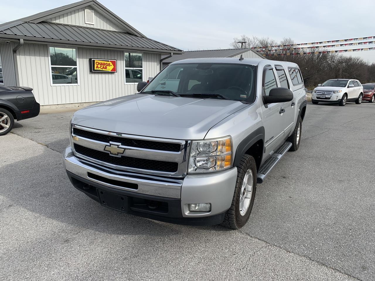 2011 Chevrolet Silverado 1500 Crew Cab LT Pickup 4D 5 3/4 ft
