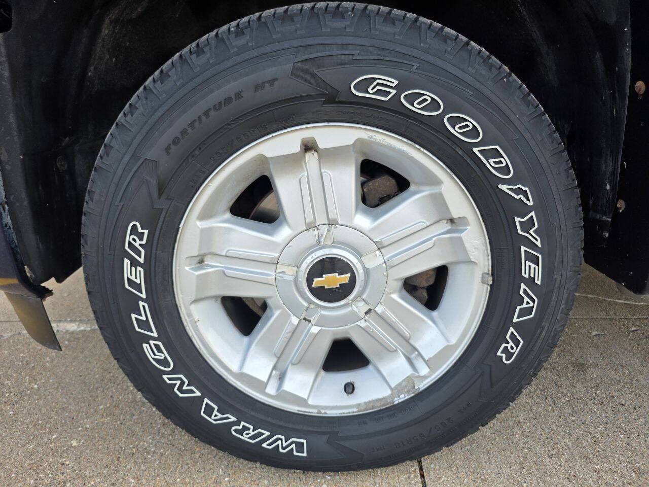 2011 Chevrolet Silverado 1500 LT photo 28
