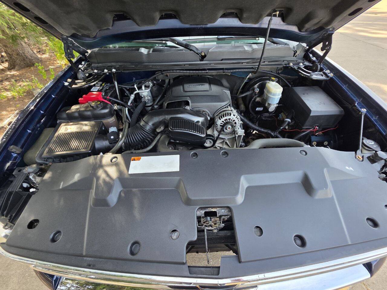 2011 Chevrolet Silverado 1500 LT photo 24