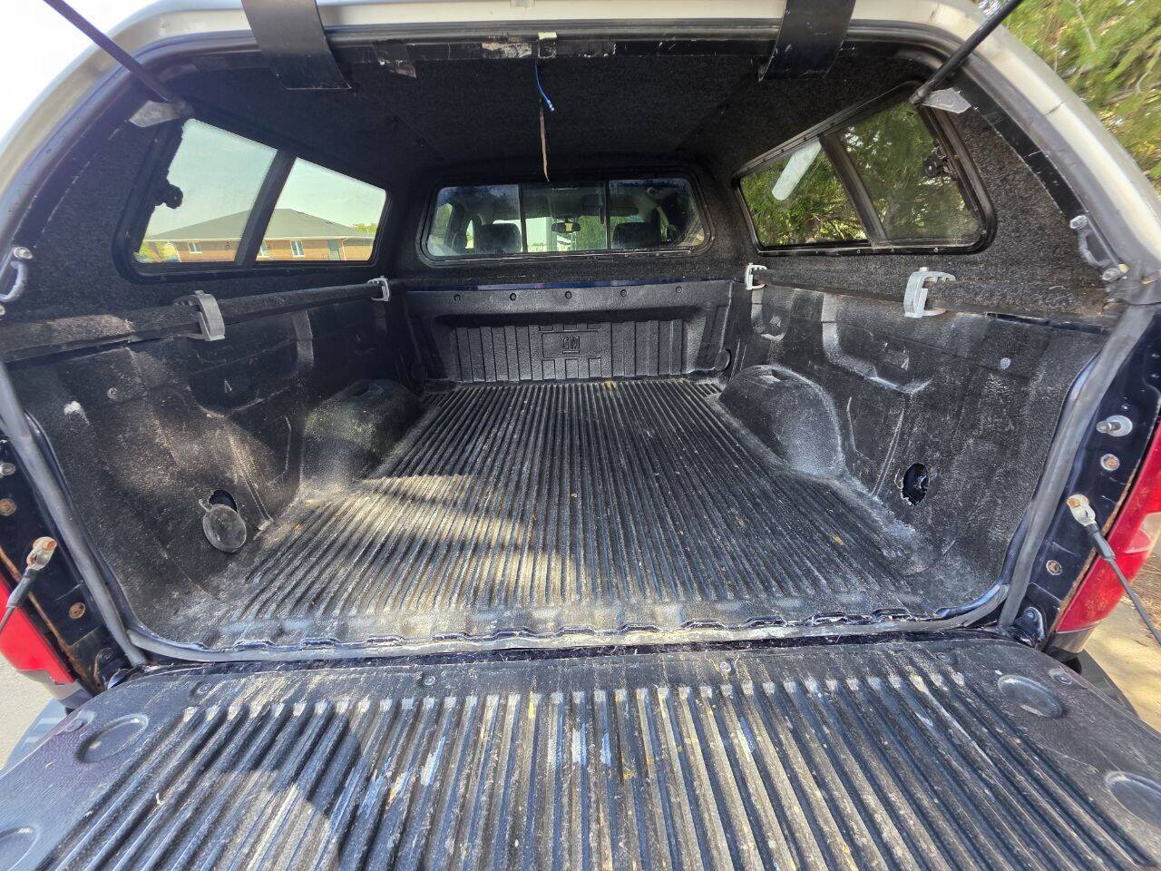 2011 Chevrolet Silverado 1500 LT photo 22