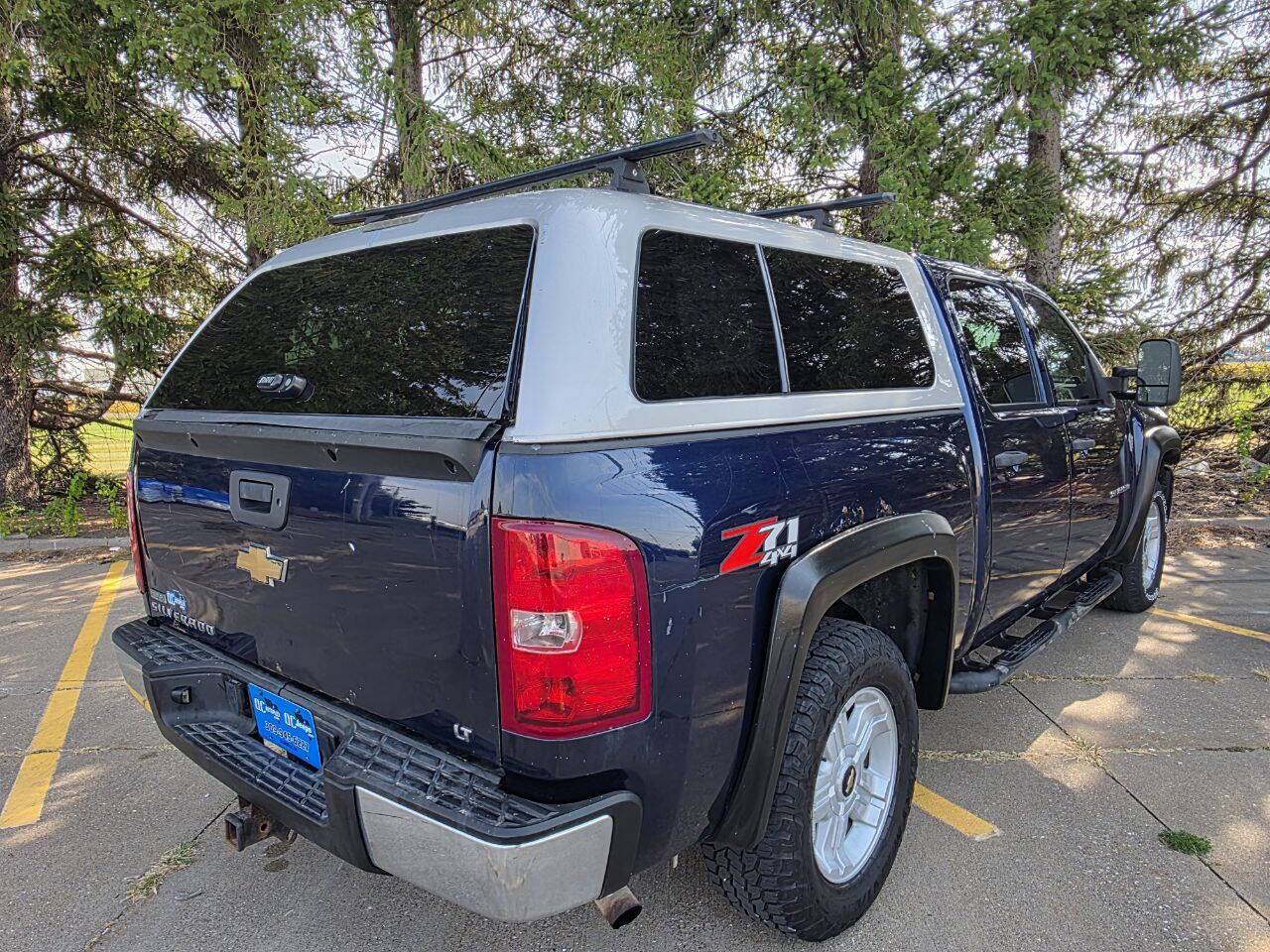 2011 Chevrolet Silverado 1500 LT photo 5