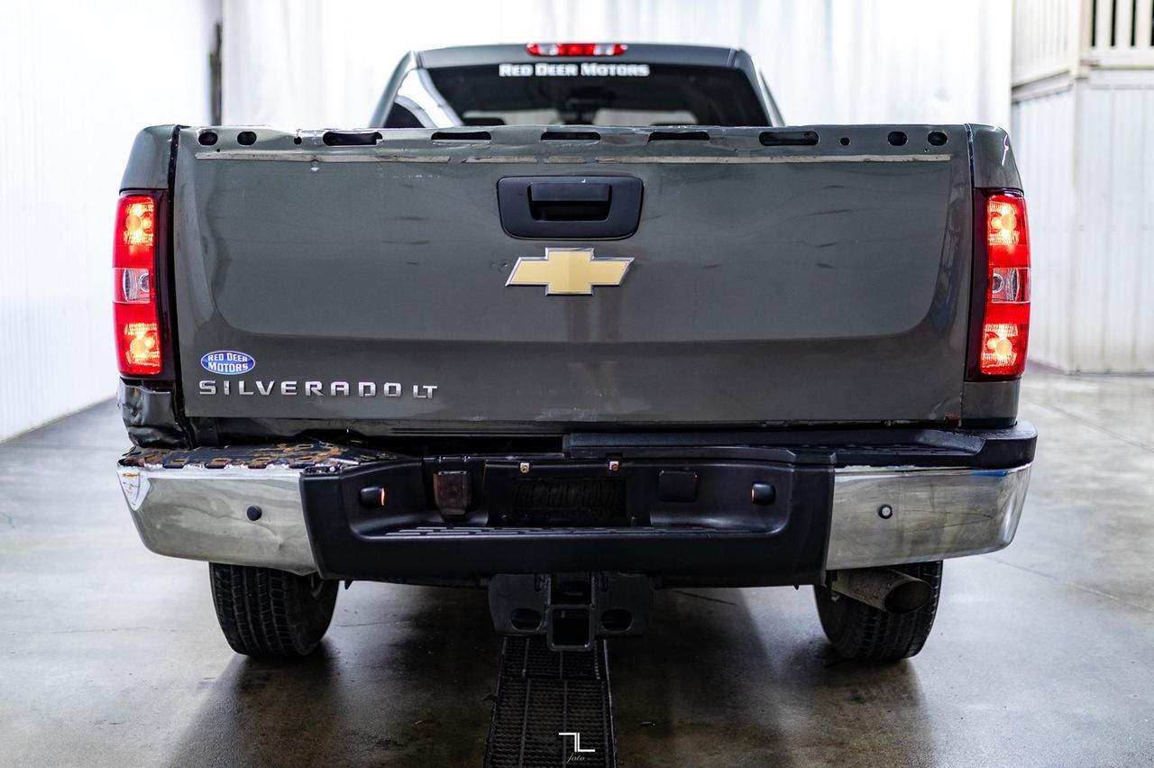 2011 Chevrolet Silverado 2500HD 4x2 Crew Cab LT Longbox Red Deer AB