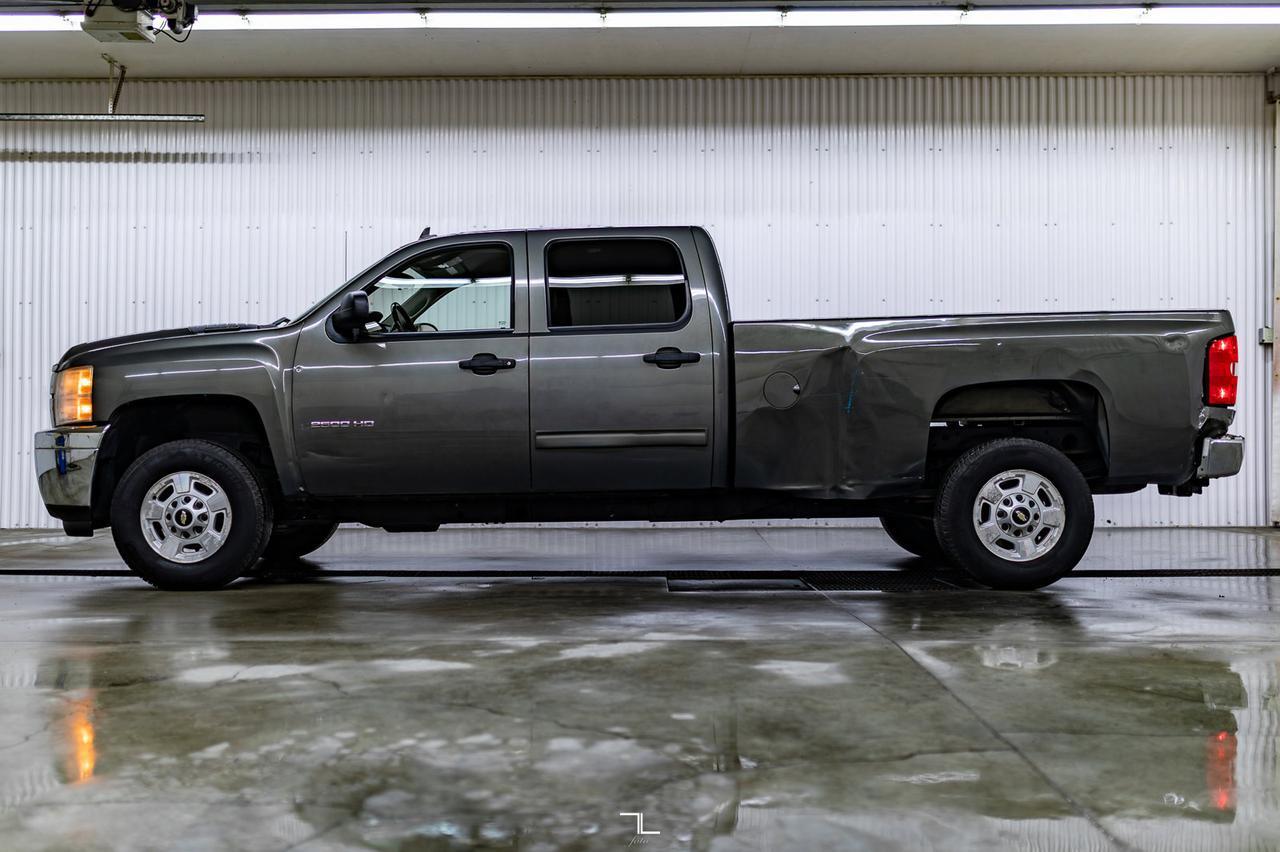 2011 Chevrolet Silverado 2500HD 4x2 Crew Cab LT Longbox Red Deer AB