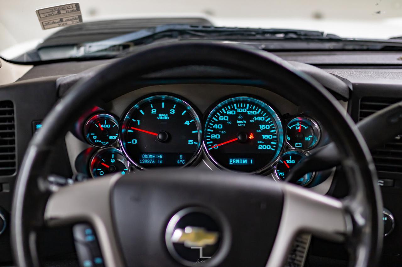 2011 Chevrolet Silverado 2500HD 4x4 Crew Cab LT Diesel Leather Red Deer AB