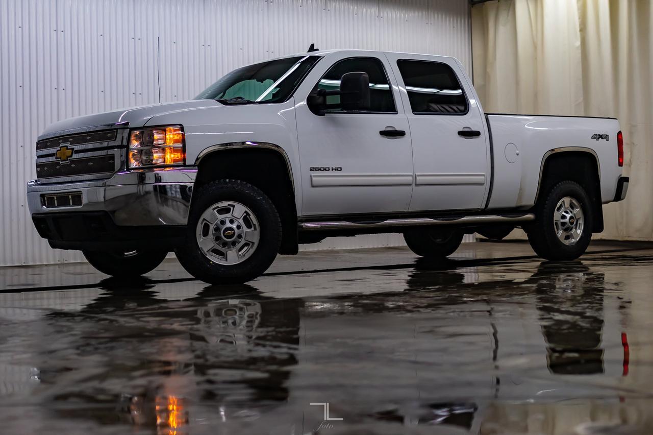 2011 Chevrolet Silverado 2500HD 4x4 Crew Cab LT Diesel Leather Red Deer AB