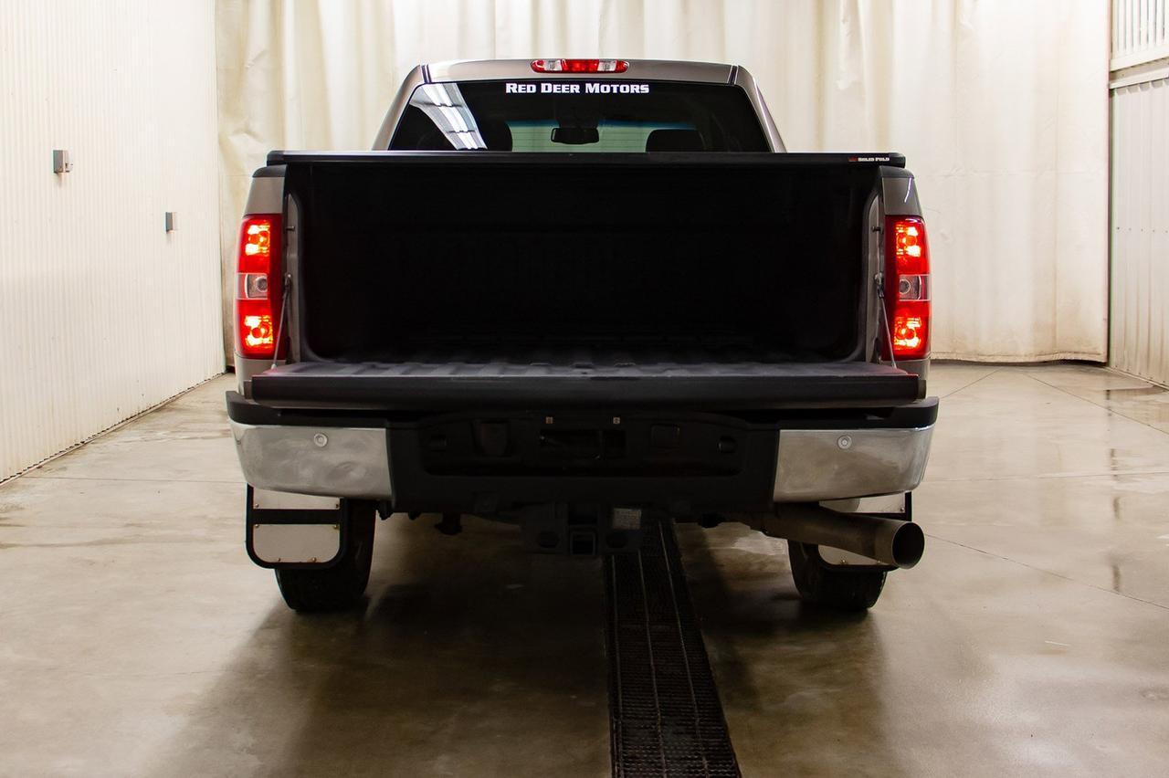 2011 Chevrolet Silverado 2500HD 4x4 Crew Cab LT Diesel Leather Red Deer AB